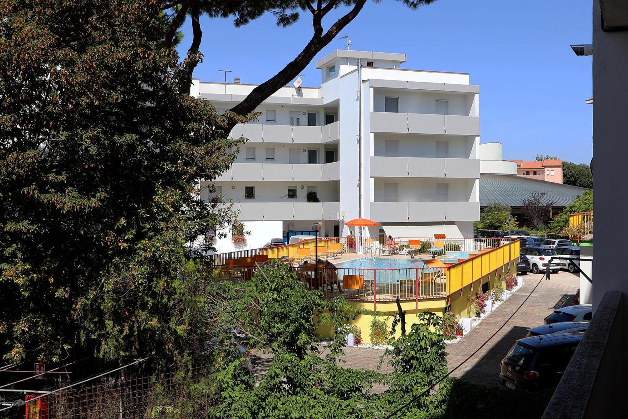 روسولينا ماري Residence La Pigna المظهر الخارجي الصورة